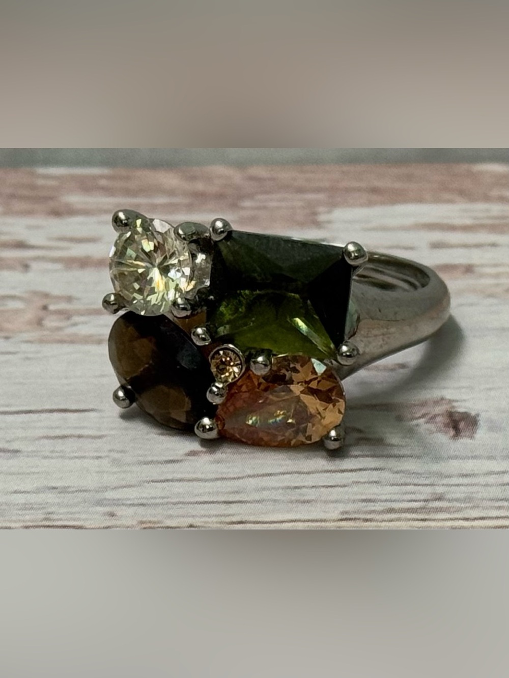 Avon Green, Brown, Clear, & Amber Silvertone Cocktail Cluster Ring Size 7.5